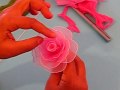 Fabrication d'une rose en collant Rose